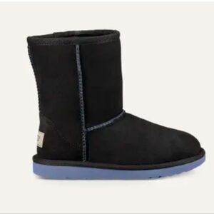 Ugg Classic II Black/Purple Suede Sherpa Lined Boots Toddler Girl's Size 9
